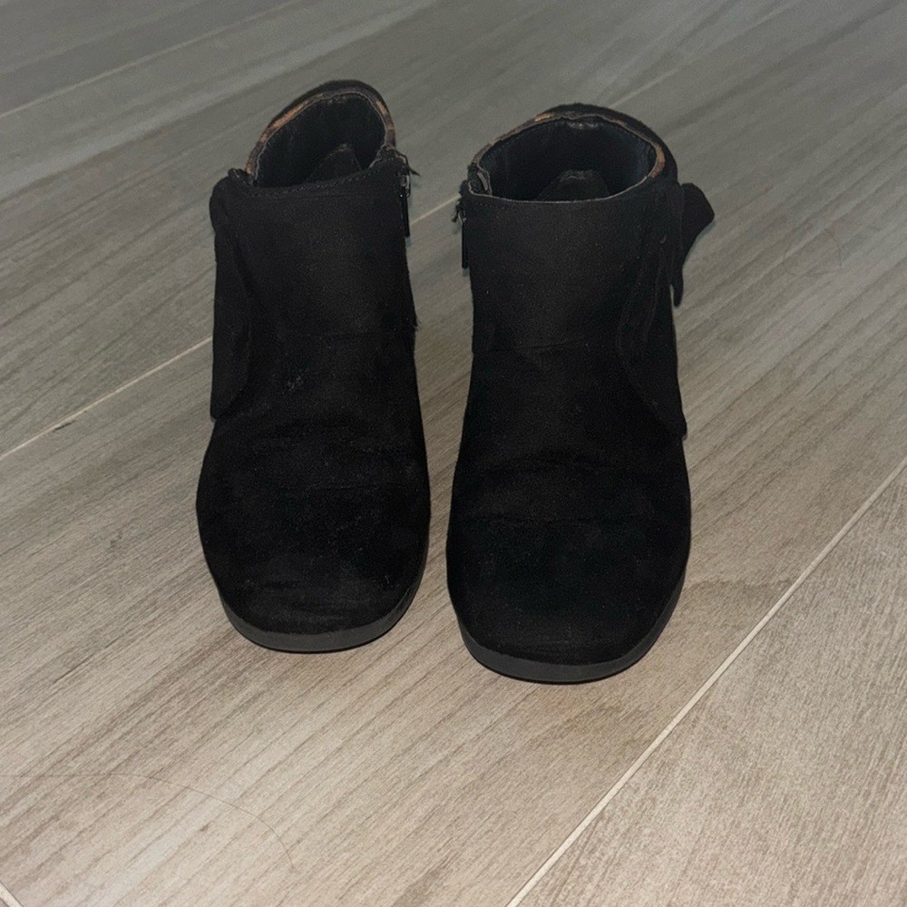 Nine West kids booties
